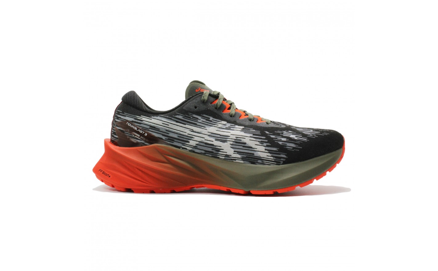 Scarpe Running da Strada Asics Novablast 3 TR Uomo Rosso Nero Stagione autunno Inverno 2022